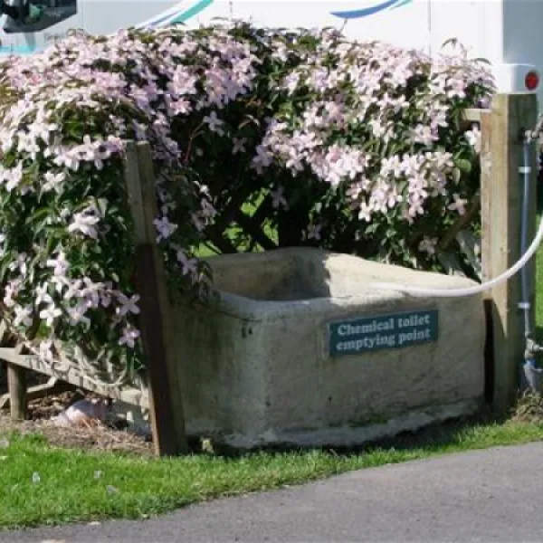 kings-green-caravan-park-worcestershire-f50cy