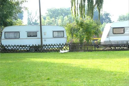 rheingau-campingplatz-eltville-hattenheim-aw2ck