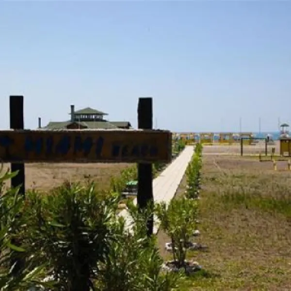 miami-autocamp-ulcinj-crvma