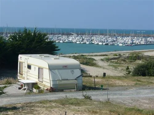 camping-municipal-la-bosse-l-epine-fywr1