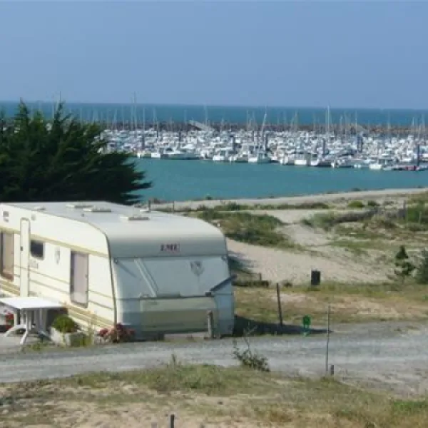 camping-municipal-la-bosse-l-epine-fywr1