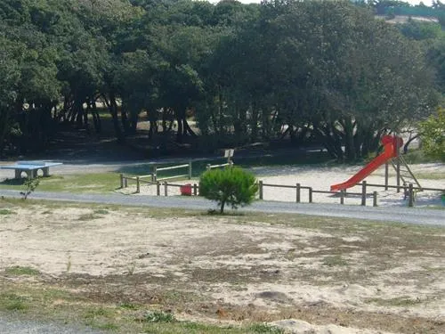 camping-municipal-la-bosse-l-epine-lwvyk
