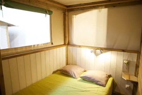 camping-municipal-la-bosse-l-epine-waxwy