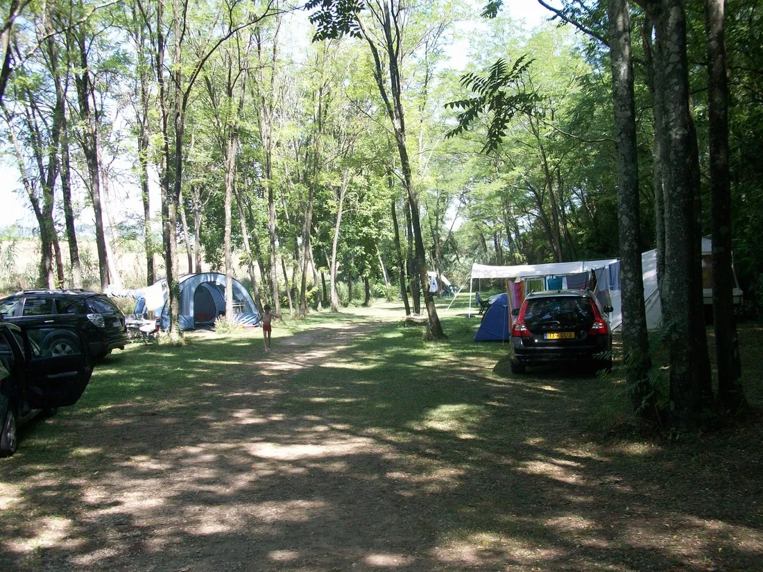 camping-les-oliviers-st-pauletdecaisson-xremf