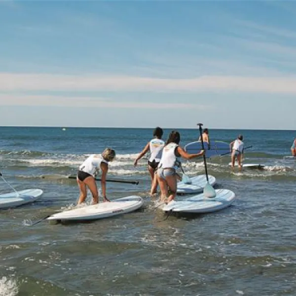 camping-fleur-de-camargue-aigues-mortes-cahlm