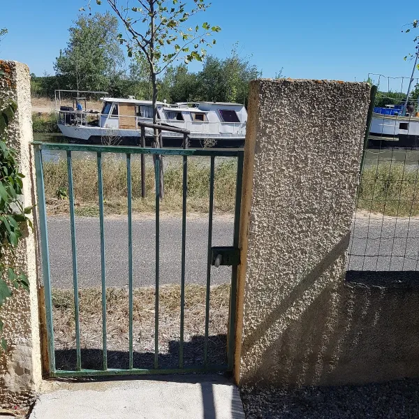 Camping Les Berges du Canal  