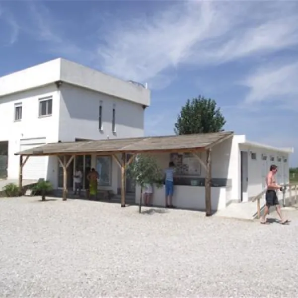 camping-lake-shkodra-resort-albania-omaregrile-vrake-gddkl