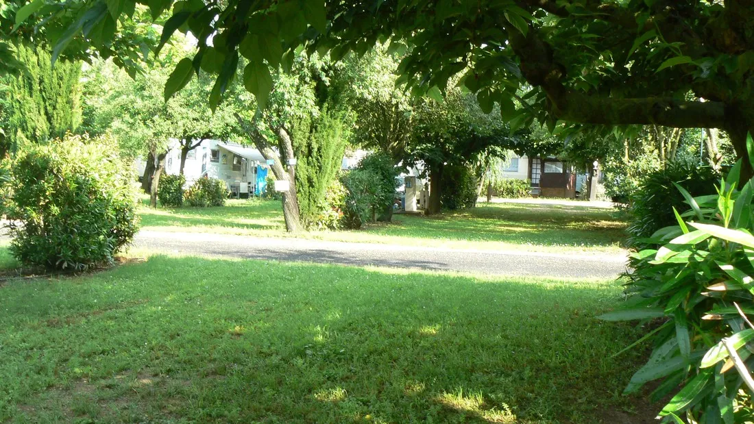 camping-bellevue-en-camargue-aimargues-6wj1l