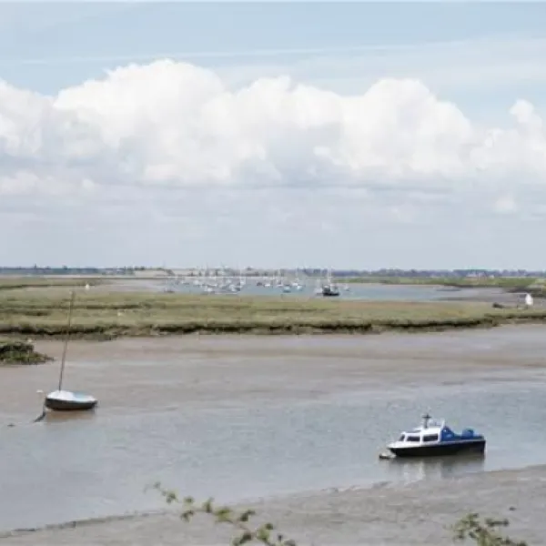 naze-marine-holiday-park-walton-on-the-naze-aplis