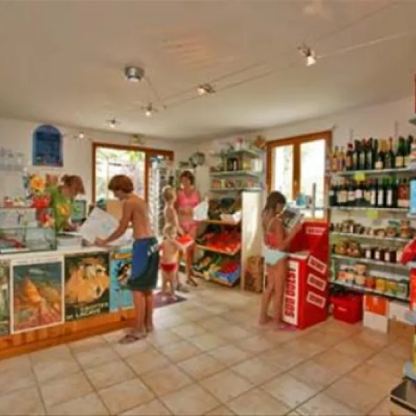camping-au-ptit-bonheur-peyrillac-kyauj