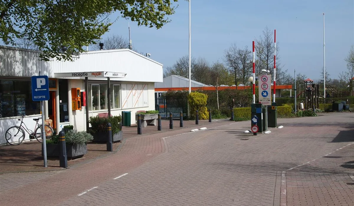 camping-oranjezon-vrouwenpolder-hfck3
