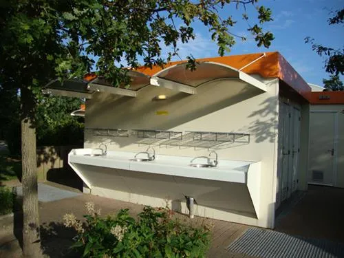 camping-oranjezon-vrouwenpolder-qkacd