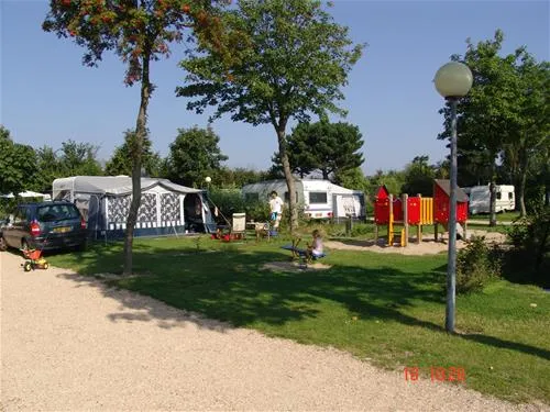 camping-oranjezon-vrouwenpolder-rjwhu
