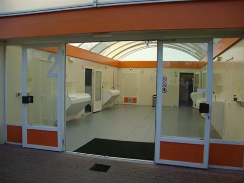 camping-oranjezon-vrouwenpolder-xqnie