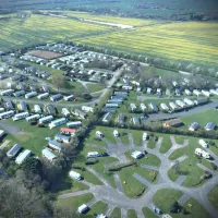 cakes-and-ale-park-theberton-yrd4t