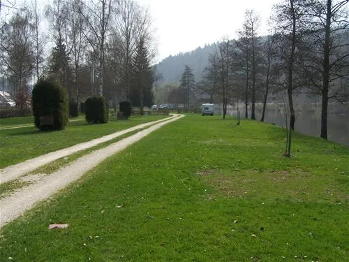 internationaler-campingplatz-naabtalpielenhofen-pielenhofen-bei-regensburg-ncmkv