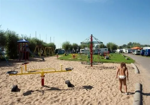 camping-strandbad-edam-edam-dwjmy