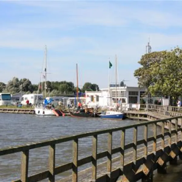 camping-strandbad-edam-edam-sy3b1