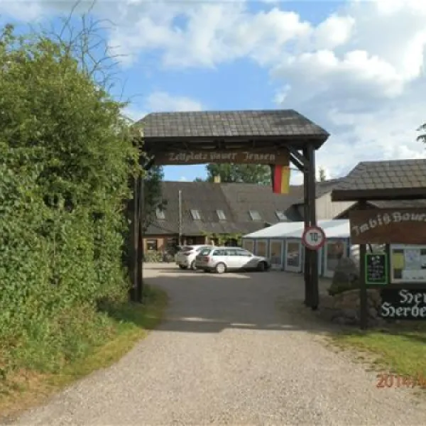 zeltplatz-bauer-jensen-silberstedt-b9rph