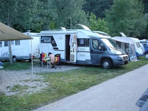 camping-st-josef-am-kalterer-see-kaltern-rdeni