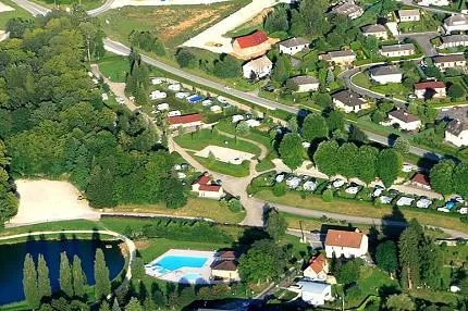 camping-du-lac-hautesane-aqoub