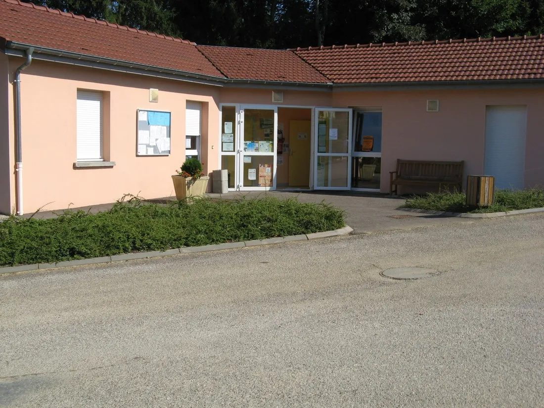 camping-du-lac-hautesane-ktvmx