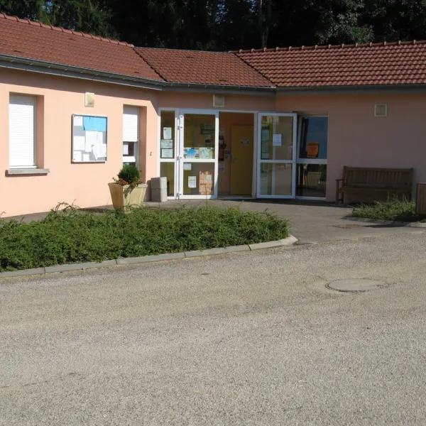 camping-du-lac-hautesane-ktvmx