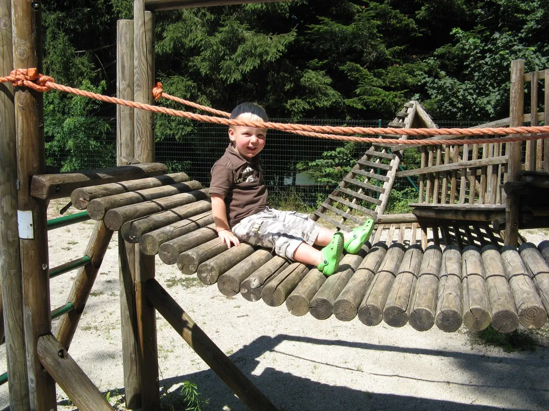 camping-du-lac-hautesane-nlacu