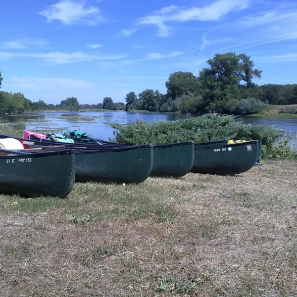 camping-municipal-du-gue-de-loire-diou-aobkn