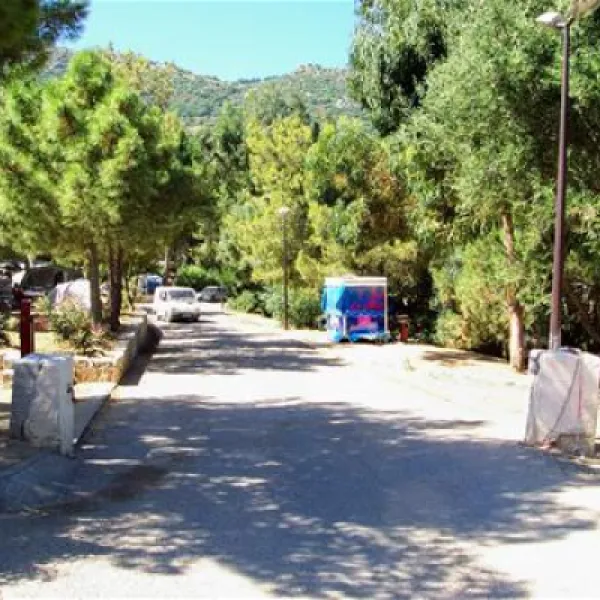 camping-bodri-corbara-akzvx