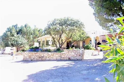 camping-bodri-corbara-ebeml