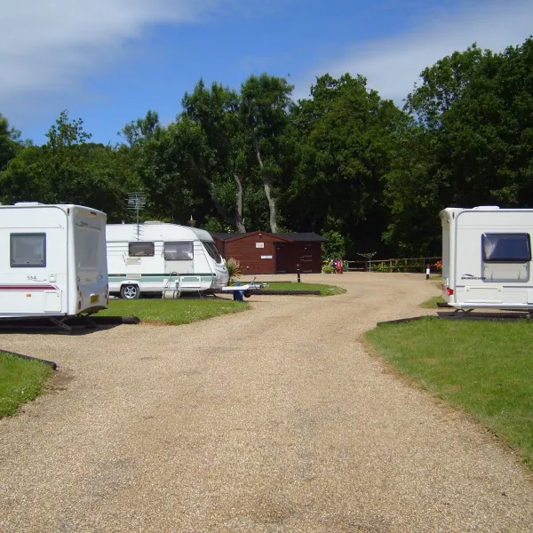 canterbury-club-site-bekesbourne-rnmzn