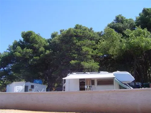 camping-porat-ugljan--susica-fczte