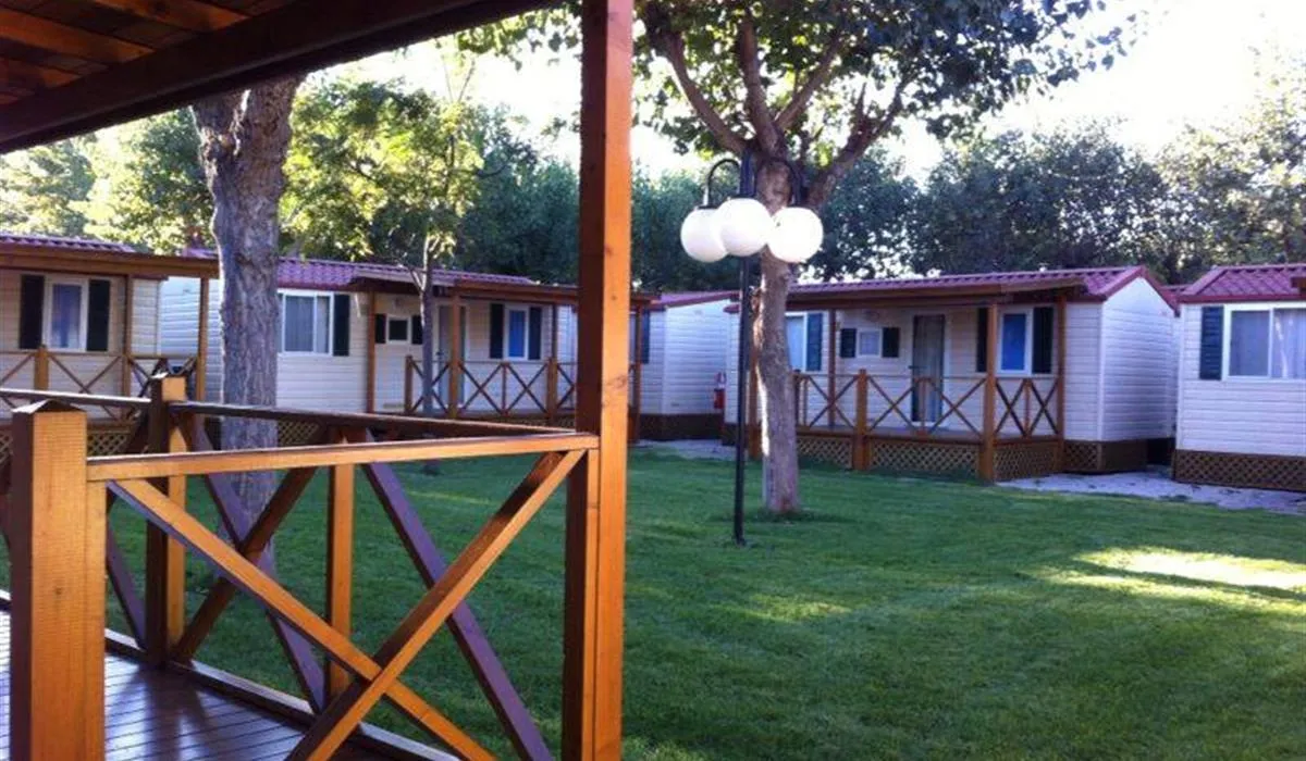 eurcamping-roseto-degli-abruzzi-roseto-degli-abruzzi-qjxrh