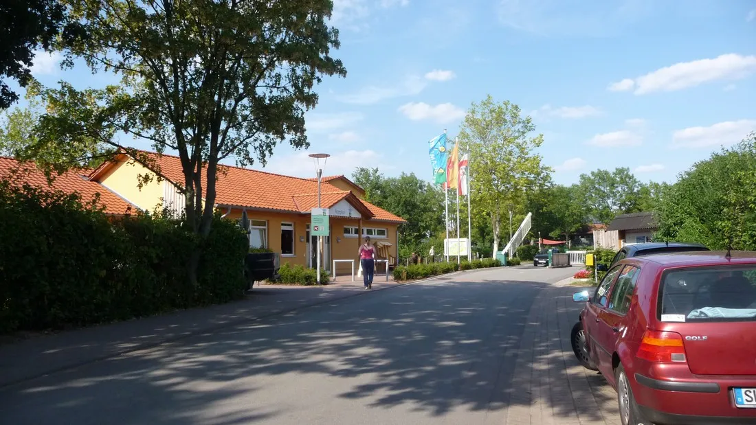 campingpark-kalletal-am-stemmer-see-kalletalvarenholz-l8dsa