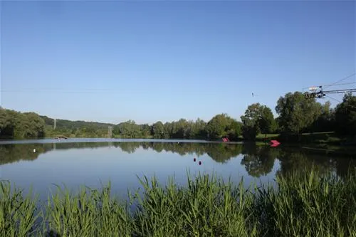 campingpark-kalletal-am-stemmer-see-kalletalvarenholz-qti6g