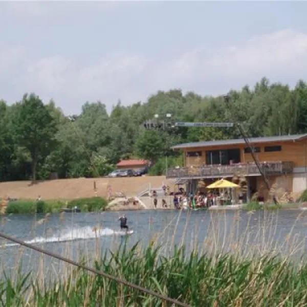 campingpark-kalletal-am-stemmer-see-kalletalvarenholz-u75ks