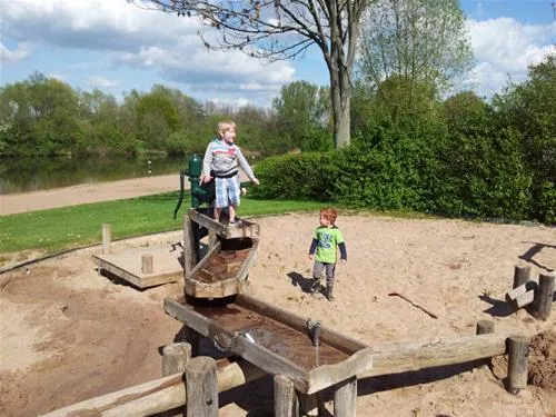 campingpark-kalletal-am-stemmer-see-kalletalvarenholz-yyc4j