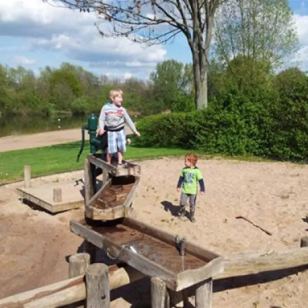 campingpark-kalletal-am-stemmer-see-kalletalvarenholz-yyc4j