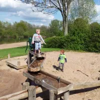 campingpark-kalletal-am-stemmer-see-kalletalvarenholz-yyc4j