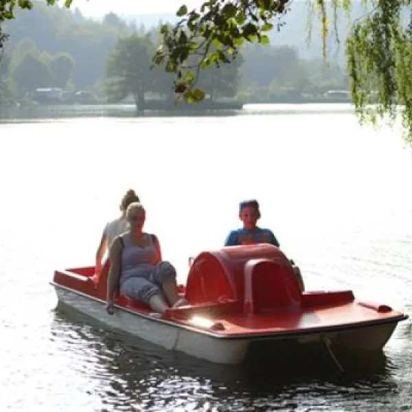 camping-clausensee-waldfischbachburgalben-czhw2