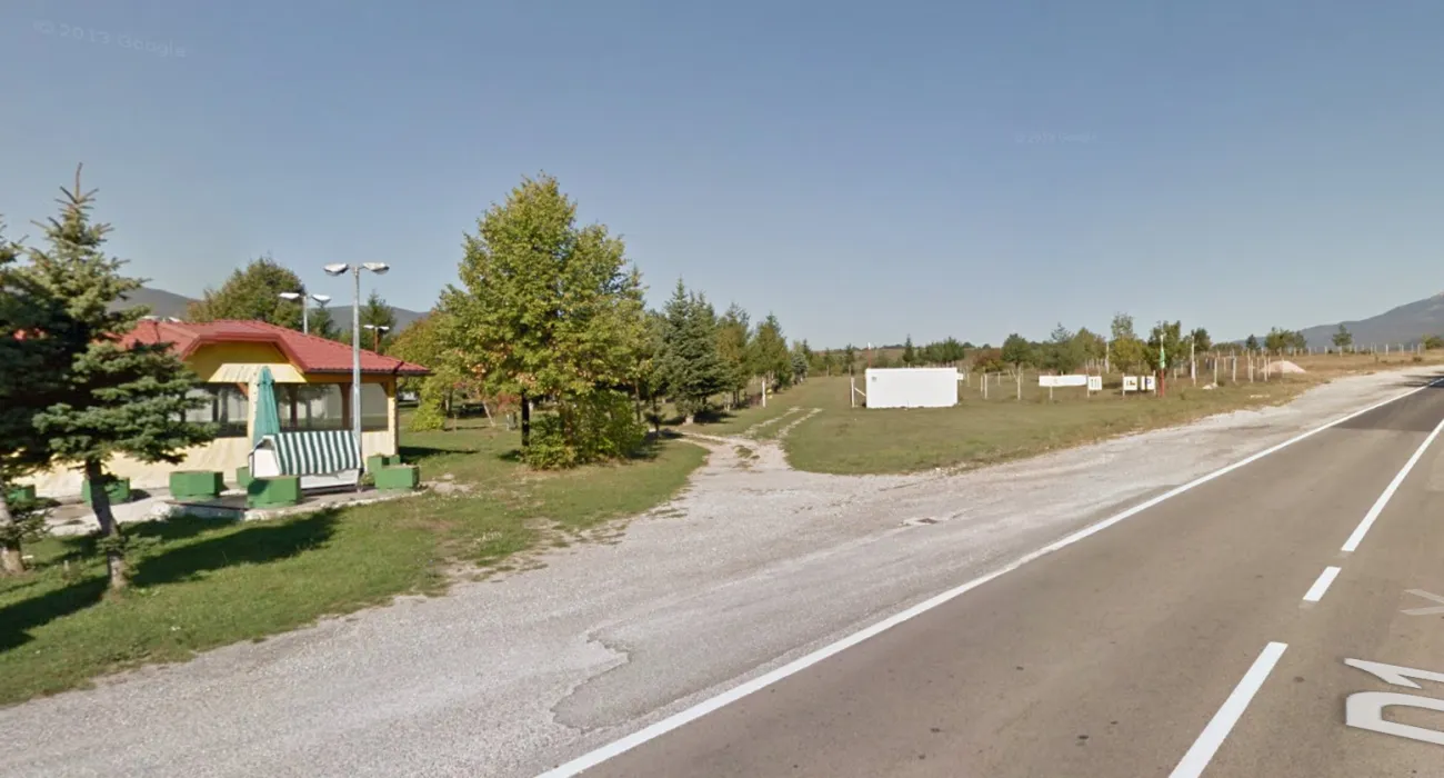 camping-licka-kapa-titova-korenica-hu85s