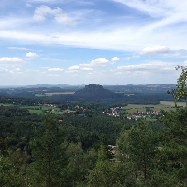 caravan-camping-sachsische-schweiz-gohrisch-w2q7m