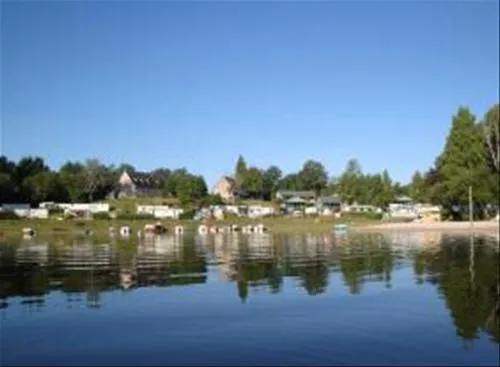 municipal-de-la-plage-neuvic-neuvic-correze-ldniw