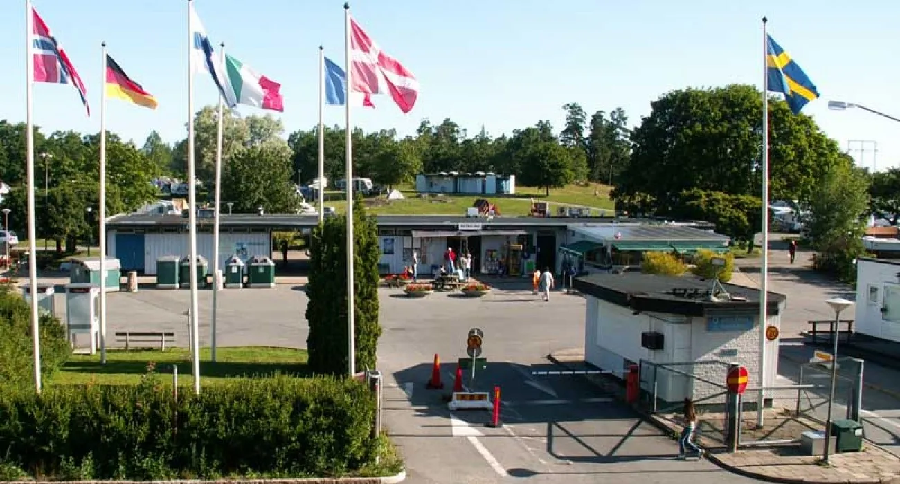 bredng-camping-stockholm-skrholmen-c3blh