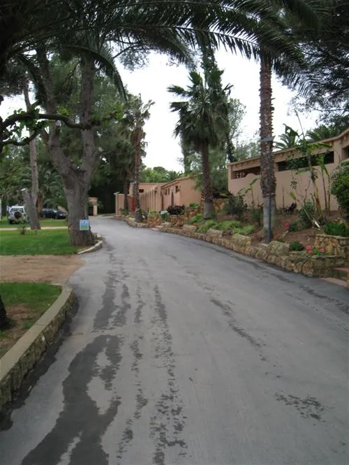 camping-la-torre-del-sol-montroig-del-camp-rfkq1