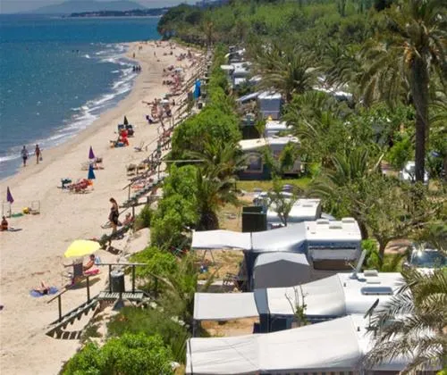 camping-la-torre-del-sol-montroig-del-camp-uu9oq