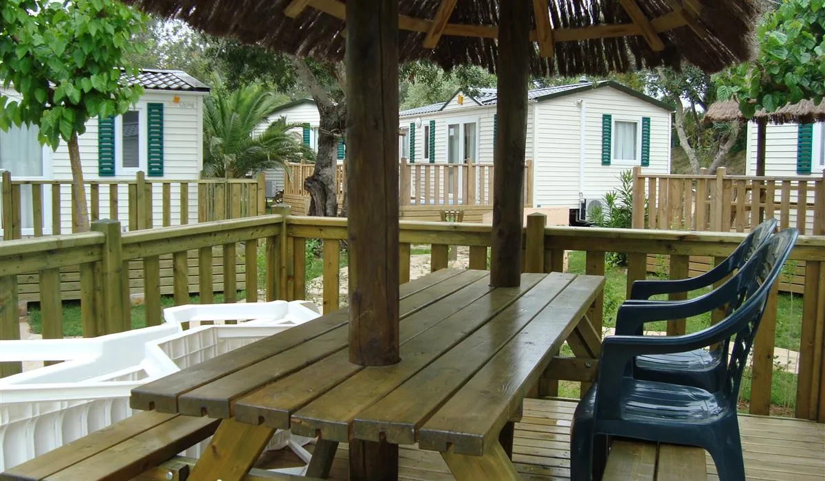 camping-la-torre-del-sol-montroig-del-camp-uz7xa