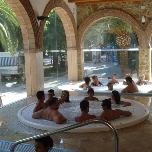 camping-la-torre-del-sol-montroig-del-camp-zbbsq