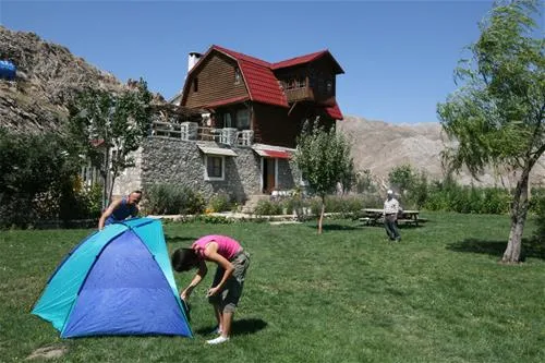 girdev-camp-mula-7xf13